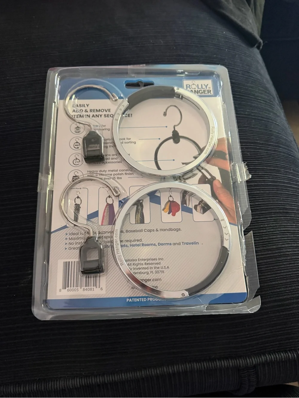 New 3 Pk Rolly Hanger